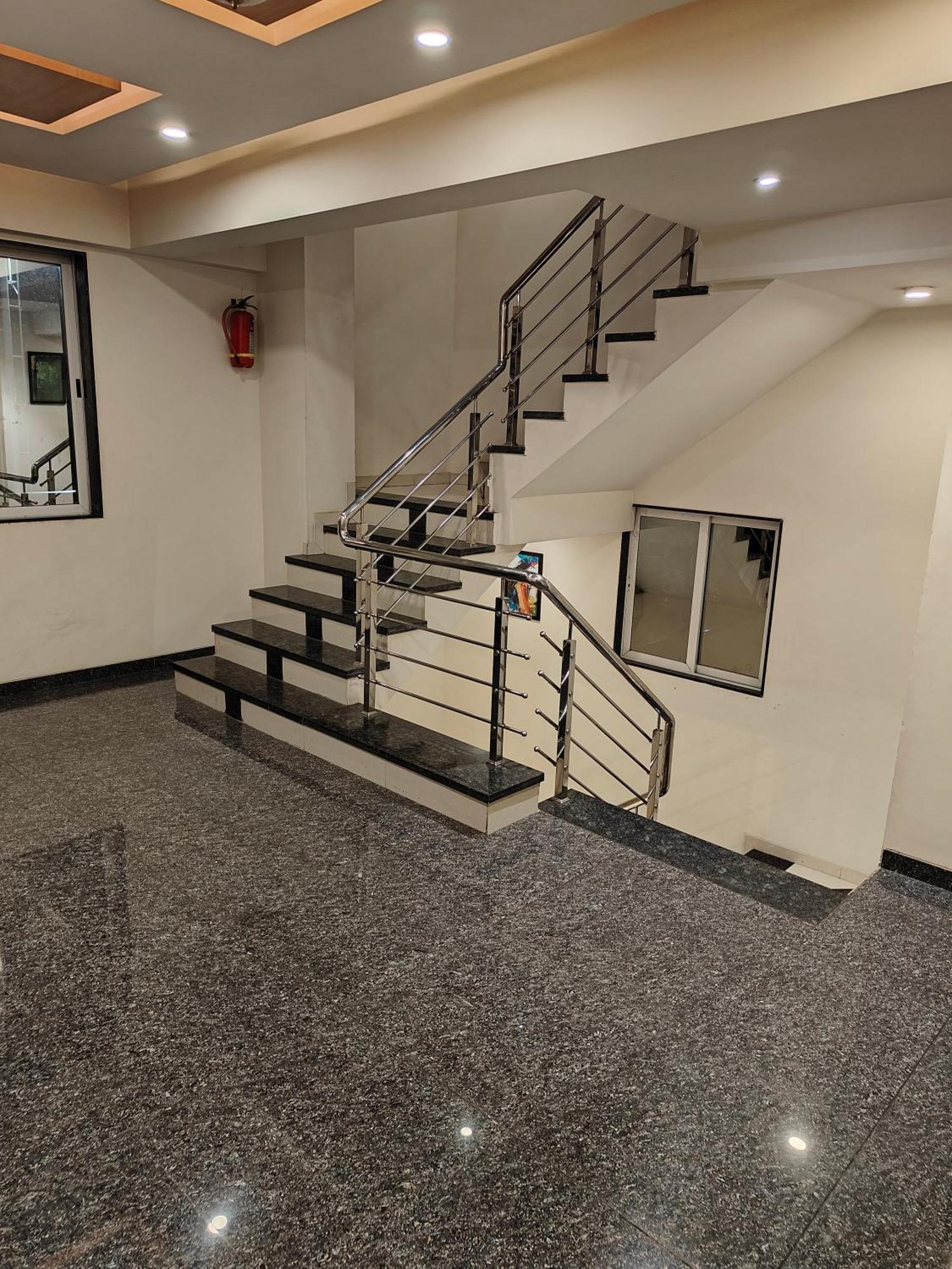 Hotel Sahyog & Rooms Surat Zewnętrze zdjęcie