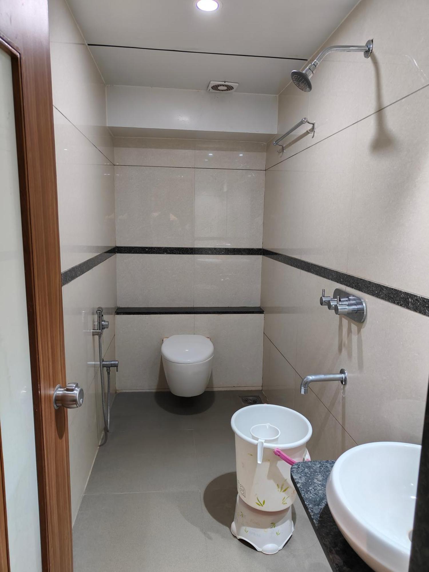 Hotel Sahyog & Rooms Surat Zewnętrze zdjęcie
